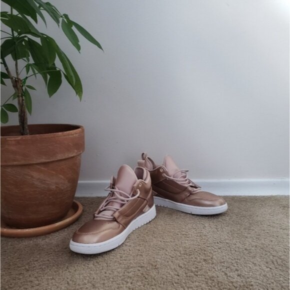 Jordan | Girl’s Fadeaway Particle Beige Size 6.5 Y - New - Picture 3 of 3